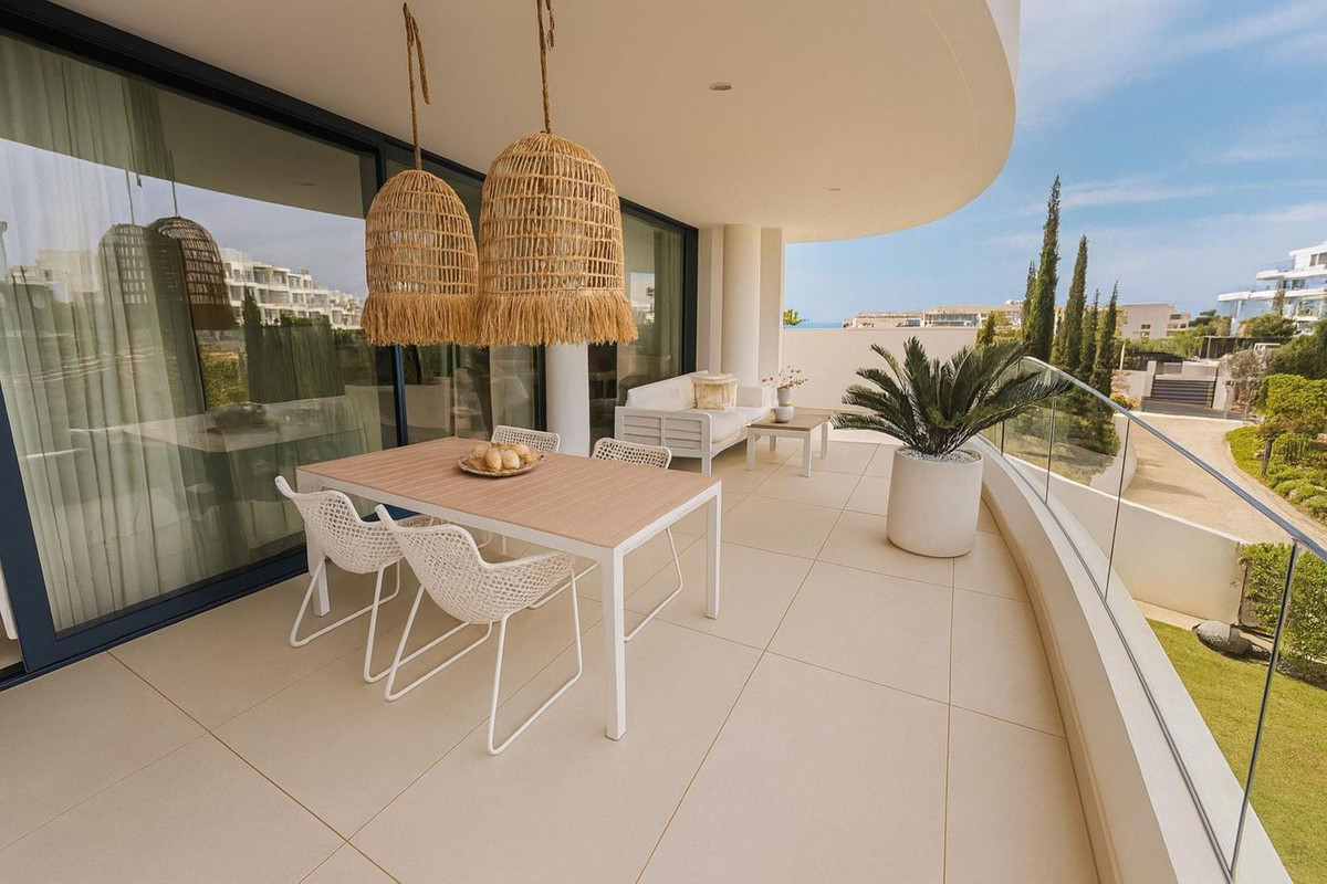 3 Bed Apartment for sale in Higueron Costa Del Sol, Málaga, Spain