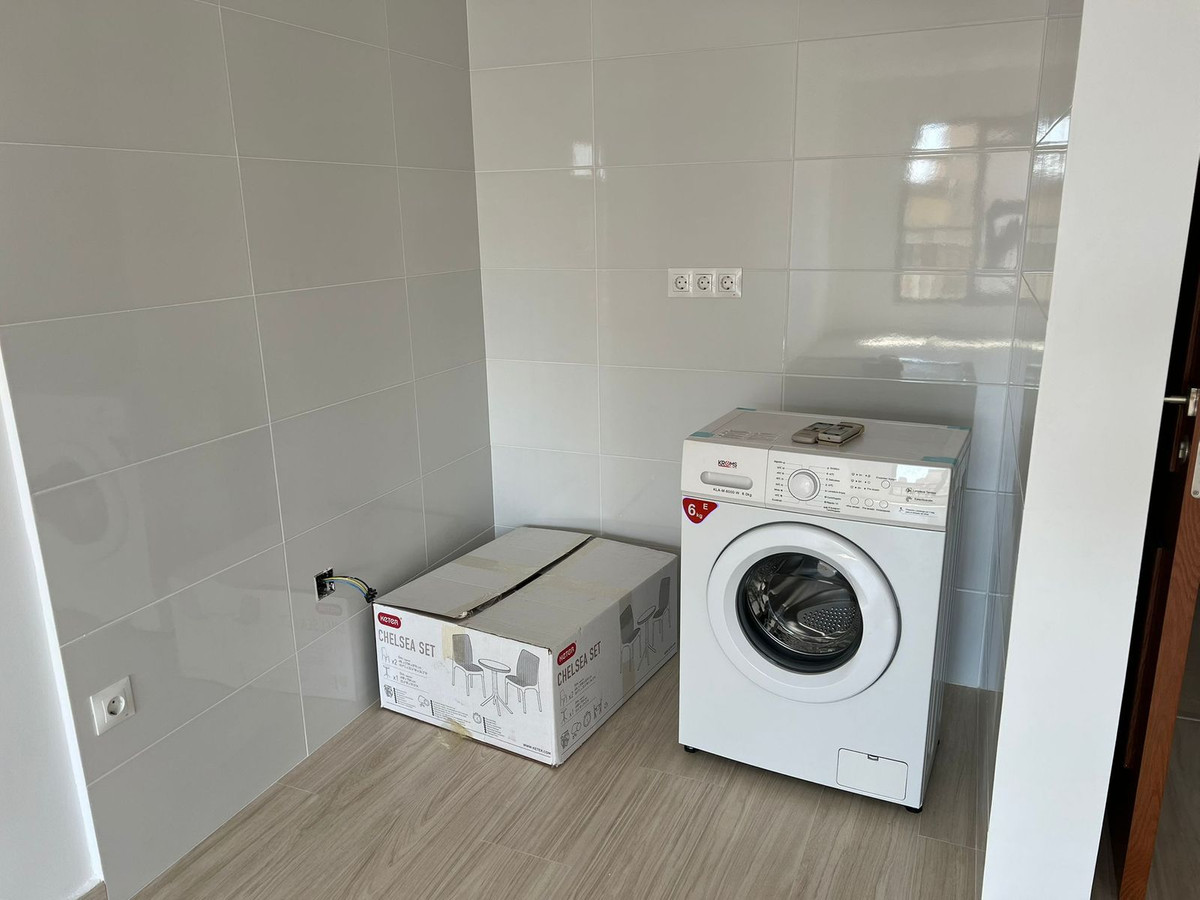 1 Bed Apartment for sale in Fuengirola Costa Del Sol, Málaga, Spain