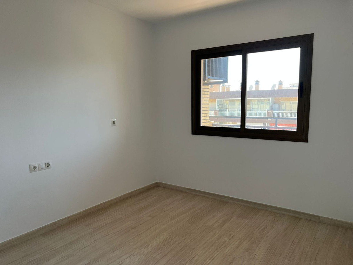 1 Bed Apartment for sale in Fuengirola Costa Del Sol, Málaga, Spain