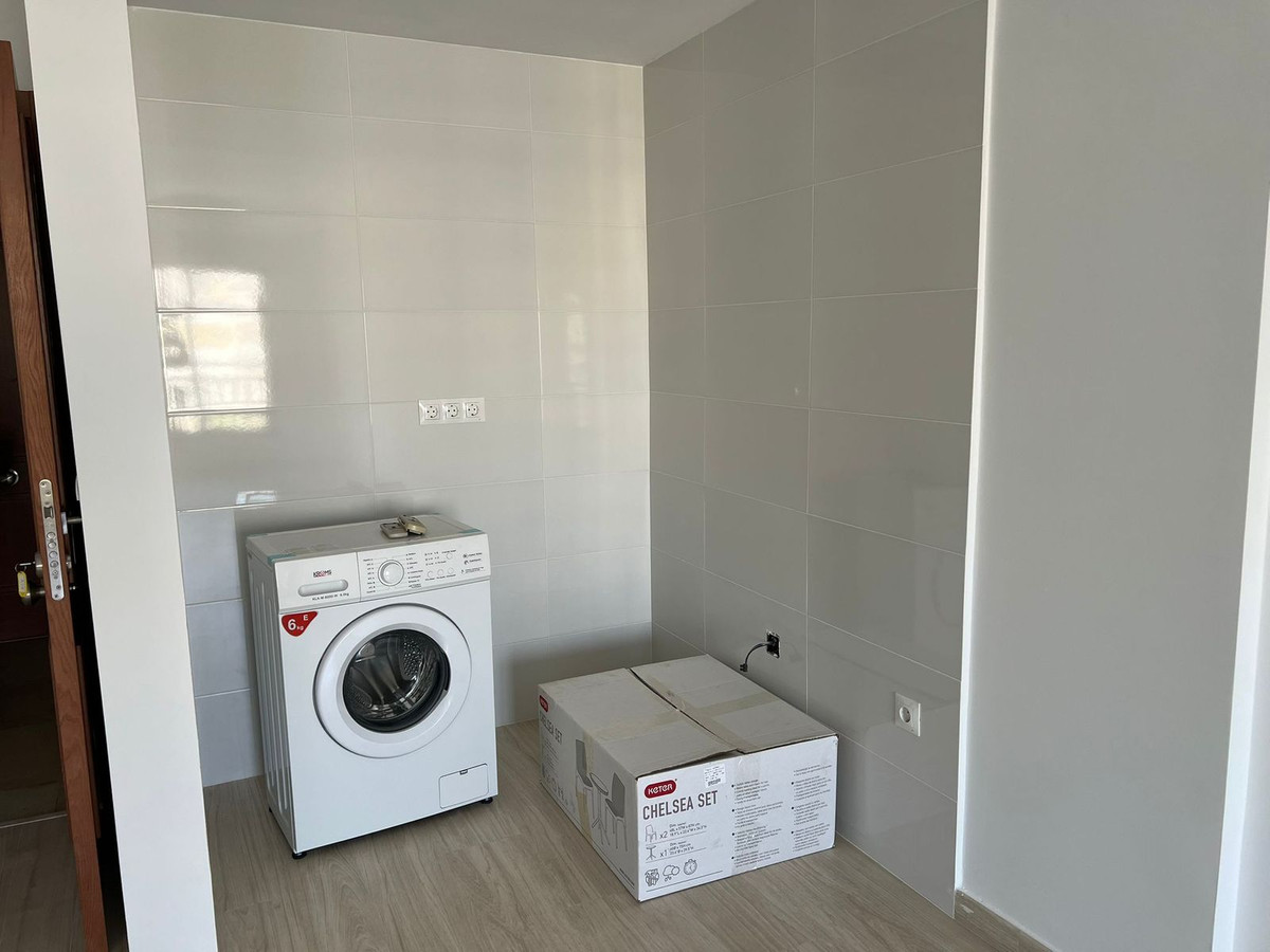 1 Bed Apartment for sale in Fuengirola Costa Del Sol, Málaga, Spain