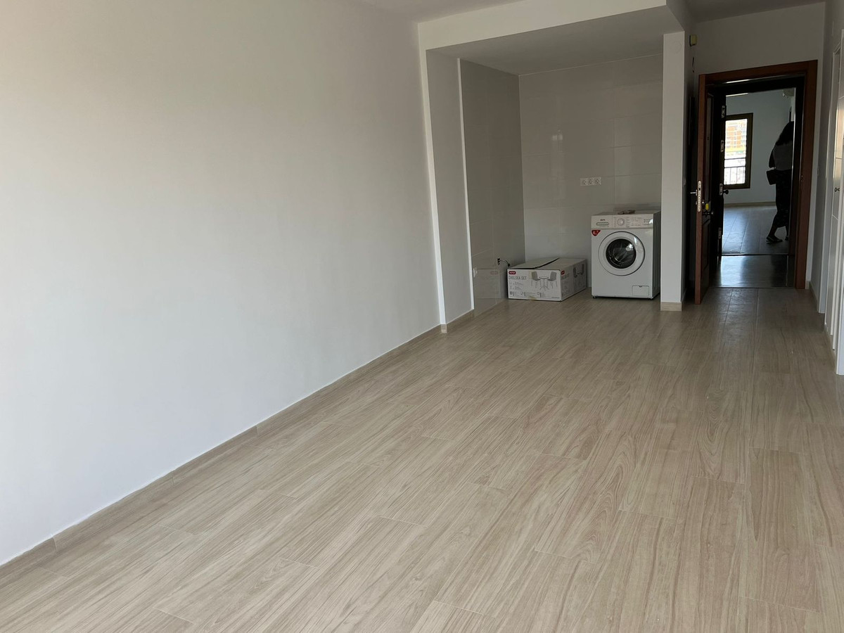 1 Bed Apartment for sale in Fuengirola Costa Del Sol, Málaga, Spain
