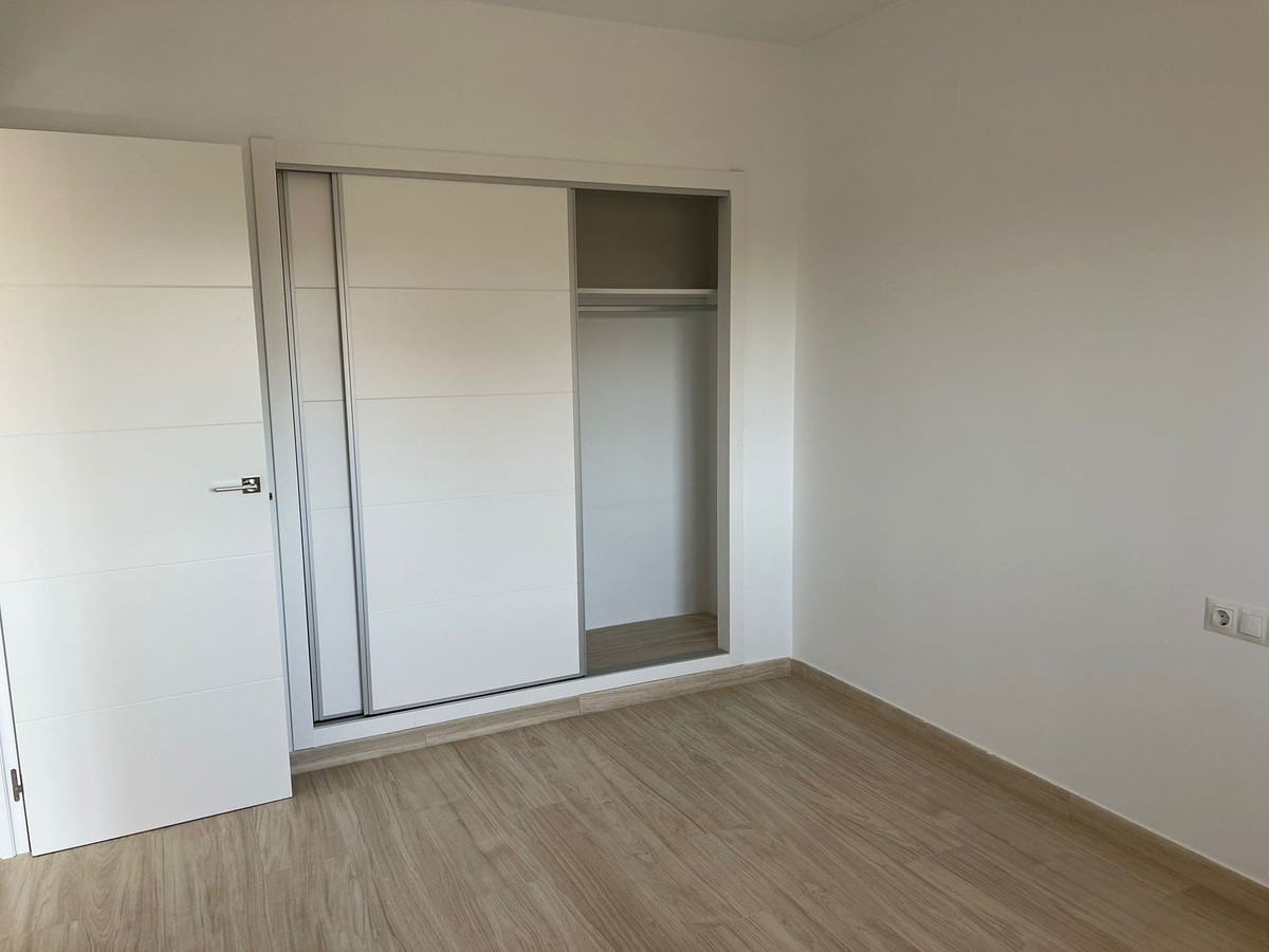 1 Bed Apartment for sale in Fuengirola Costa Del Sol, Málaga, Spain