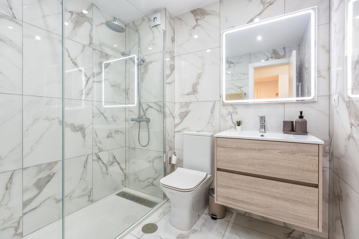 3 Bed Apartment for sale in Nueva Andalucía Costa Del Sol, Málaga, Spain