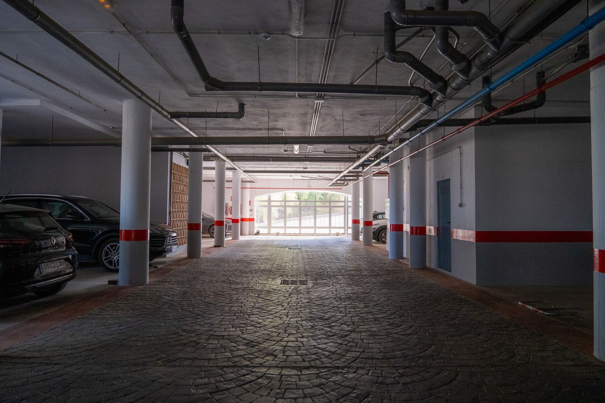 Se vende Apartamento Planta Media de 3 dormitorios en Costa Del Sol, Málaga, España