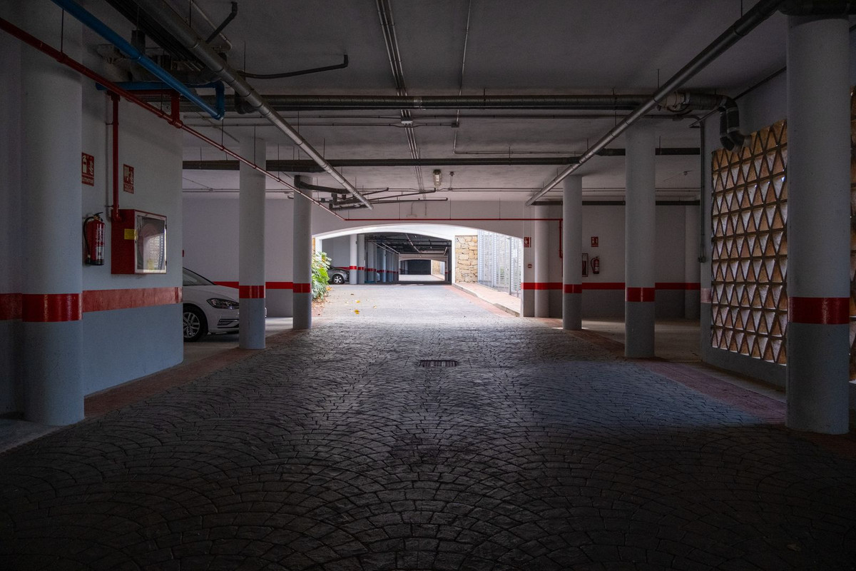 Se vende Apartamento Planta Media de 3 dormitorios en Costa Del Sol, Málaga, España