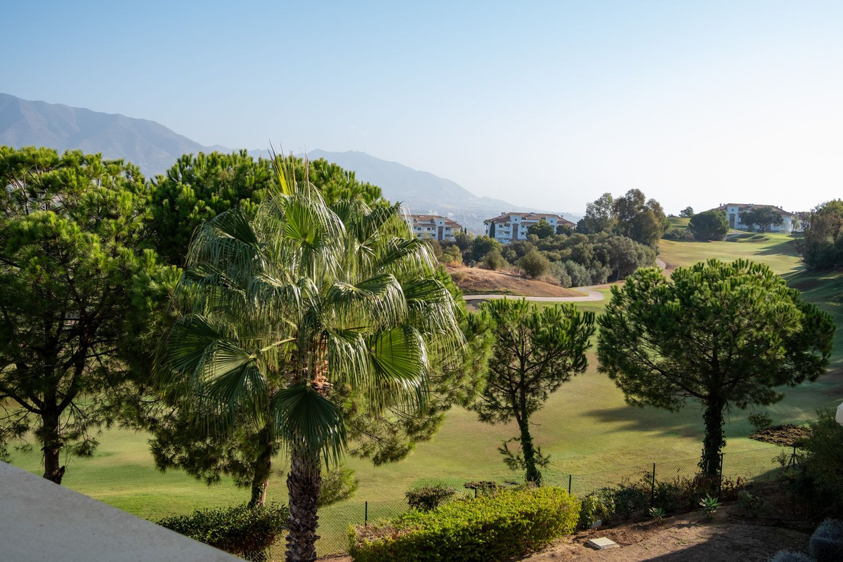 Se vende Apartamento Planta Media de 3 dormitorios en Costa Del Sol, Málaga, España