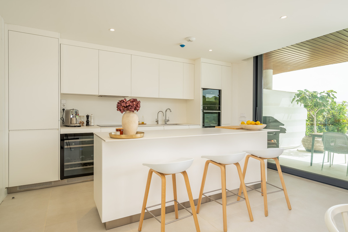 3 Bed Apartment for sale in Higueron Costa Del Sol, Málaga, Spain