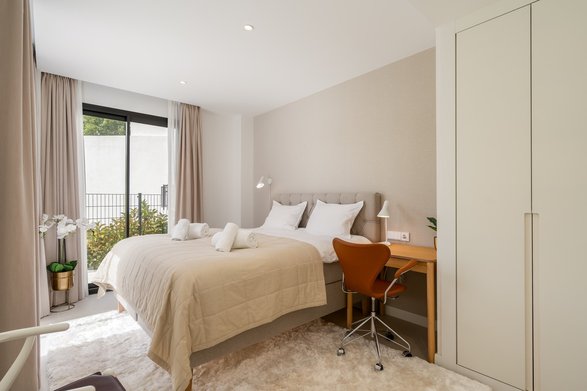 3 Bed Apartment for sale in Higueron Costa Del Sol, Málaga, Spain