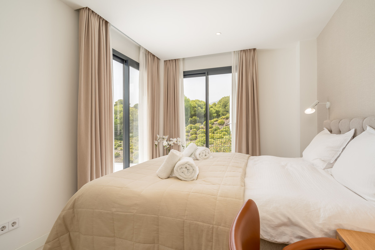 3 Bed Apartment for sale in Higueron Costa Del Sol, Málaga, Spain