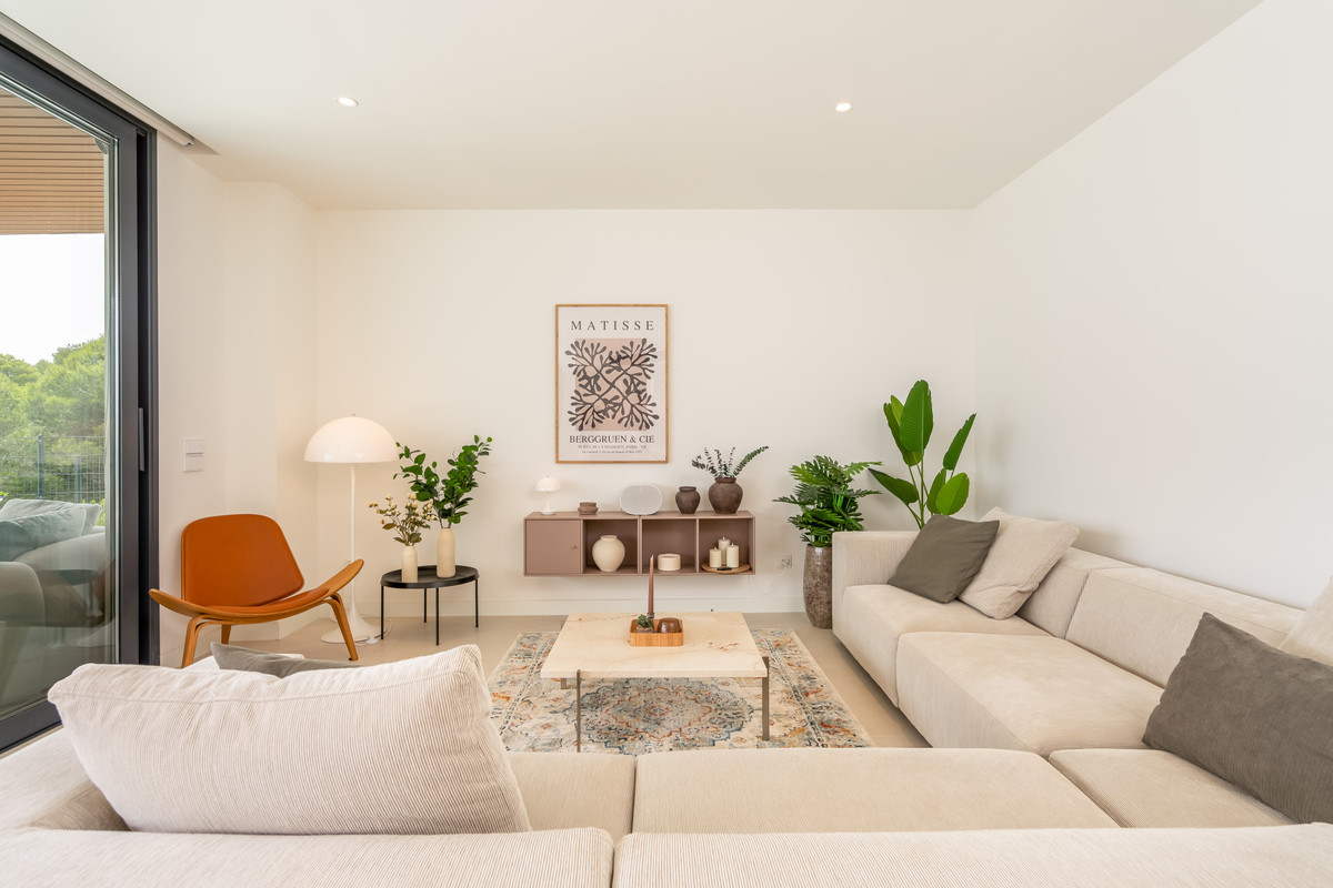 3 Bed Apartment for sale in Higueron Costa Del Sol, Málaga, Spain