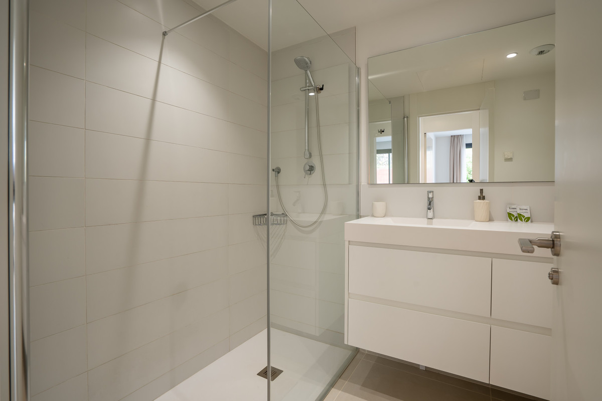 3 Bed Apartment for sale in Higueron Costa Del Sol, Málaga, Spain