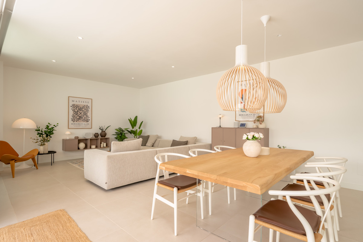 3 Bed Apartment for sale in Higueron Costa Del Sol, Málaga, Spain