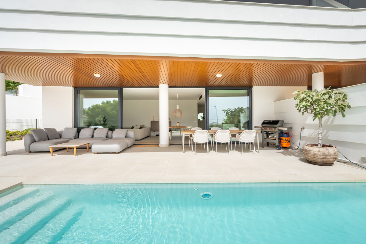 3 Bed Apartment for sale in Higueron Costa Del Sol, Málaga, Spain