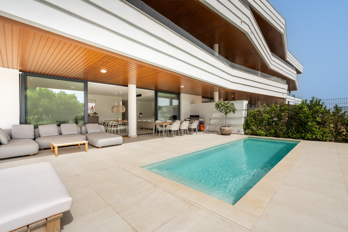 3 Bed Apartment for sale in Higueron Costa Del Sol, Málaga, Spain