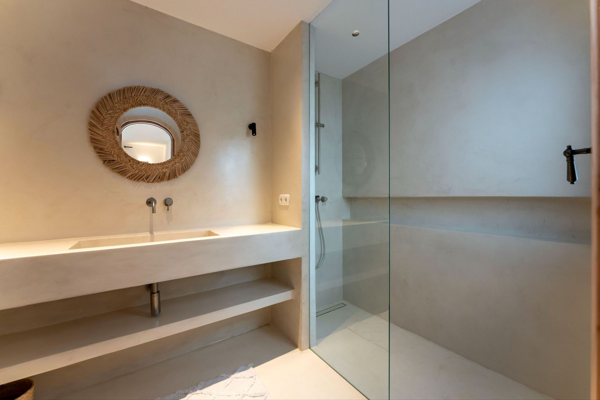 5 Bed Townhouse for sale in Alhaurín El Grande Costa Del Sol, Málaga, Spain