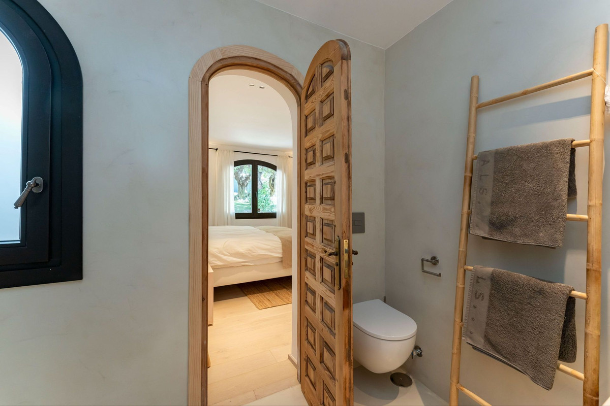 5 Bed Townhouse for sale in Alhaurín El Grande Costa Del Sol, Málaga, Spain