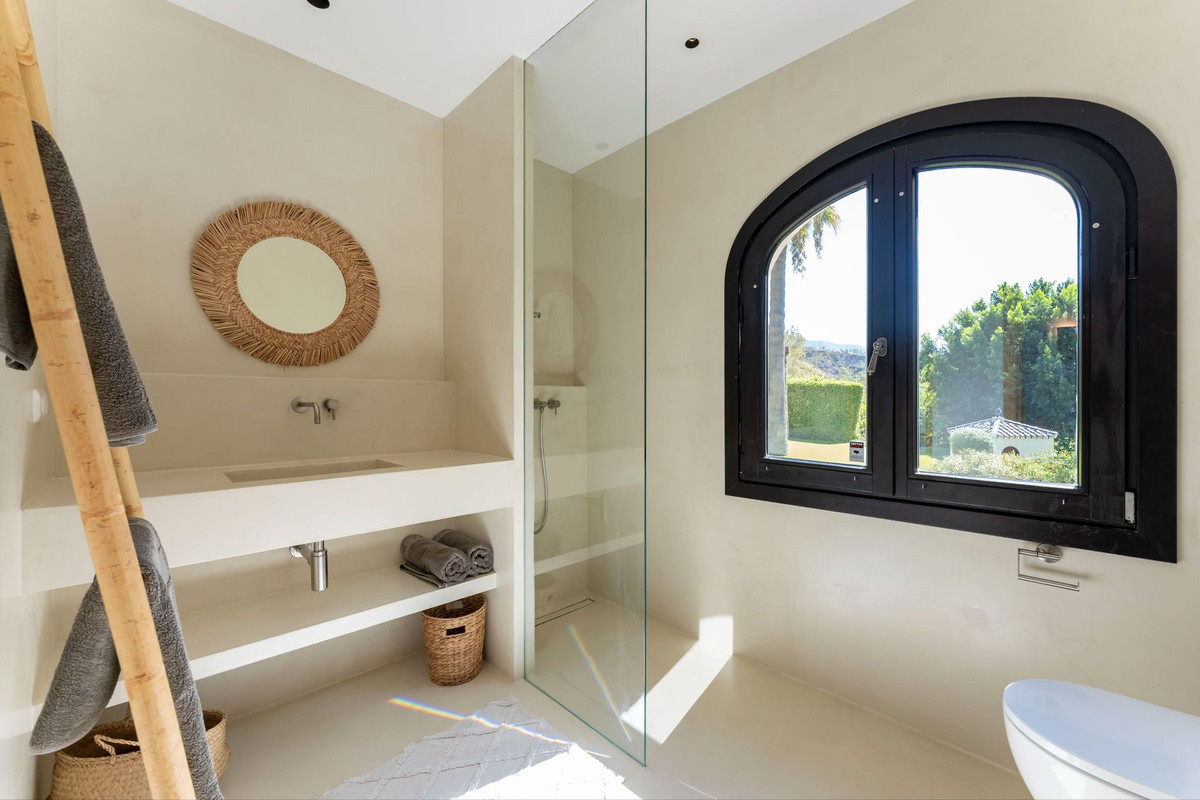 5 Bed Townhouse for sale in Alhaurín El Grande Costa Del Sol, Málaga, Spain