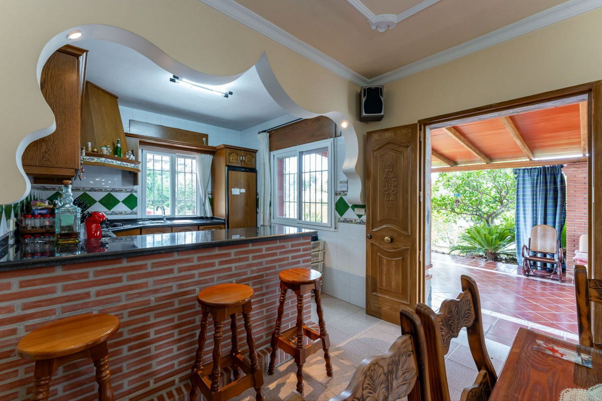3 Bed Townhouse for sale in Coín Costa Del Sol, Málaga, Spain