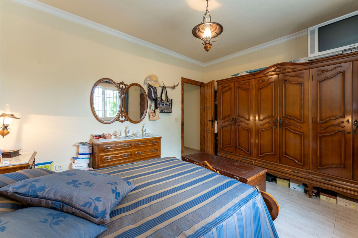 3 Bed Townhouse for sale in Coín Costa Del Sol, Málaga, Spain