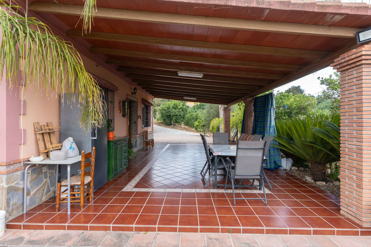 3 Bed Townhouse for sale in Coín Costa Del Sol, Málaga, Spain