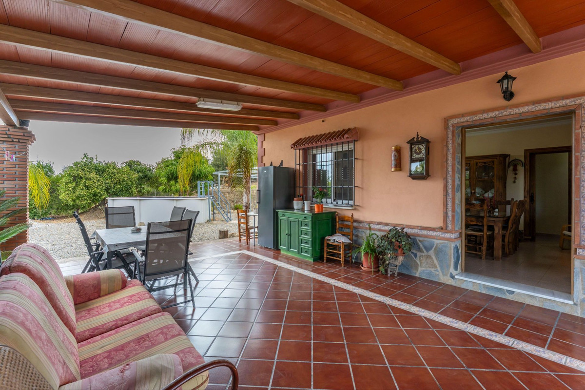 3 Bed Townhouse for sale in Coín Costa Del Sol, Málaga, Spain