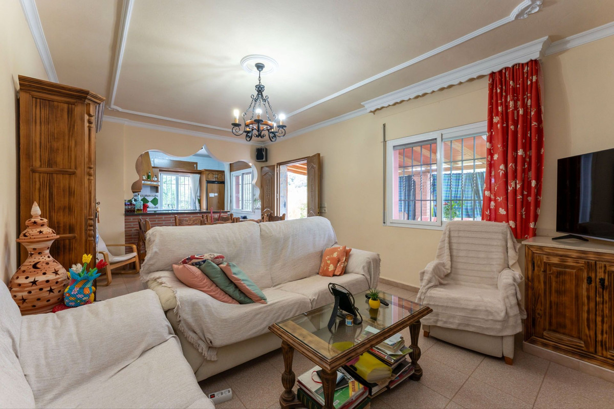 3 Bed Townhouse for sale in Coín Costa Del Sol, Málaga, Spain
