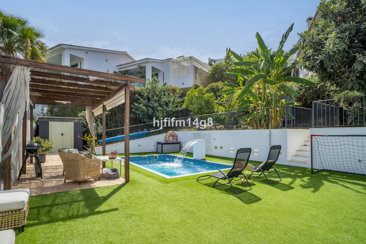 3 Bed Townhouse for sale in La Campana Costa Del Sol, Málaga, Spain