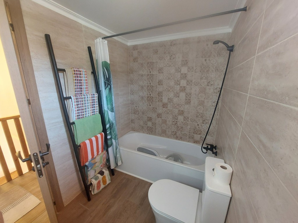 Se vende Villa - Chalet de 3 dormitorios en Costa Blanca, Alicante, España