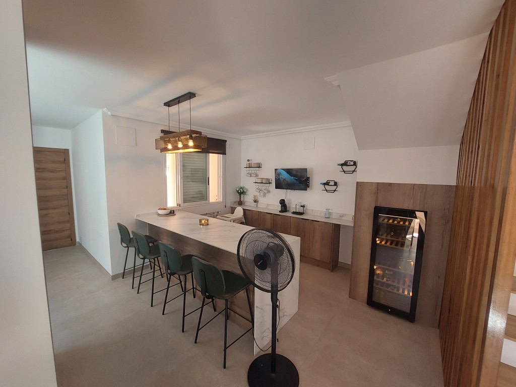 Se vende Villa - Chalet de 3 dormitorios en Costa Blanca, Alicante, España