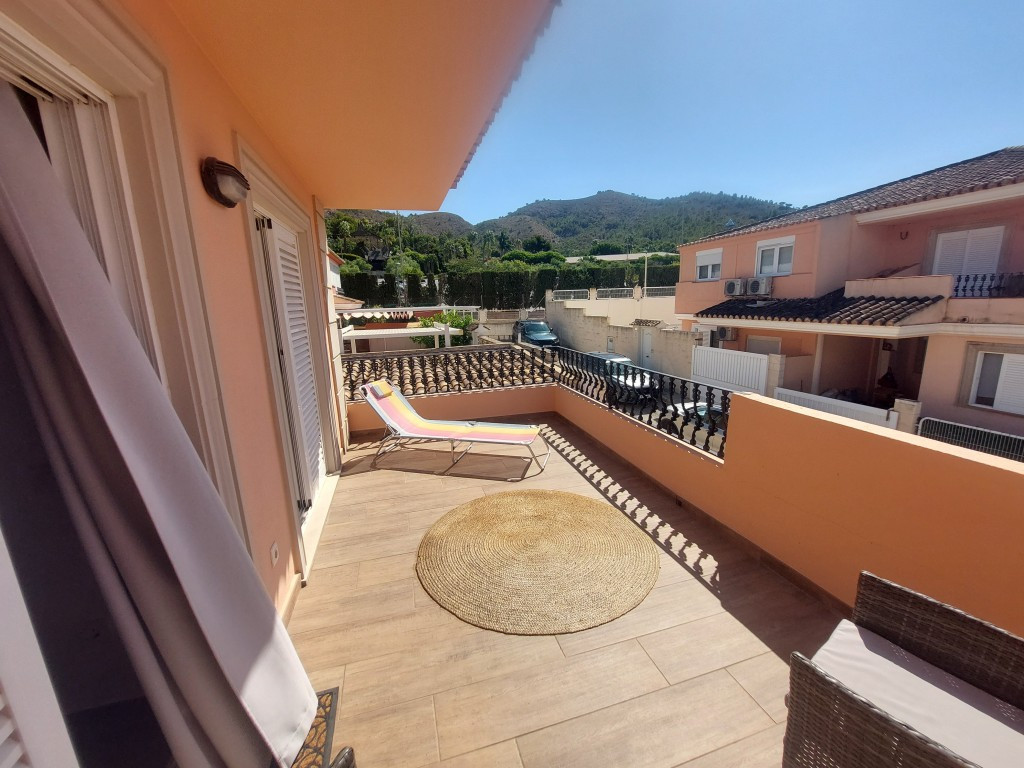 Se vende Villa - Chalet de 3 dormitorios en Costa Blanca, Alicante, España