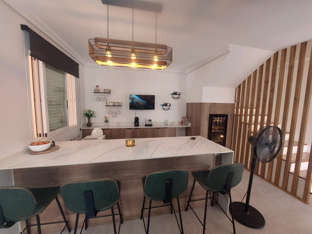 Se vende Villa - Chalet de 3 dormitorios en Costa Blanca, Alicante, España