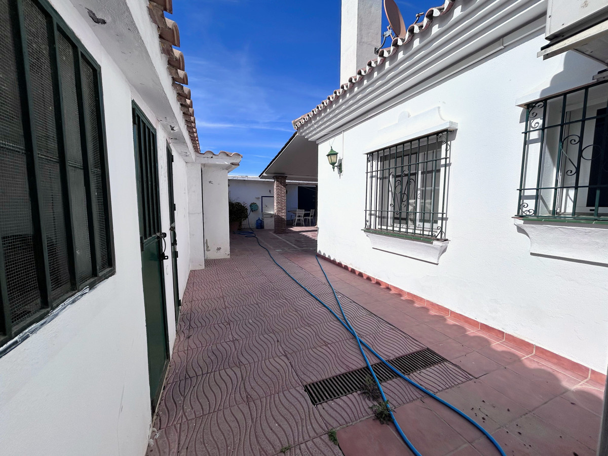 3 Bed Townhouse for sale in San Pedro De Alcántara Costa Del Sol, Málaga, Spain