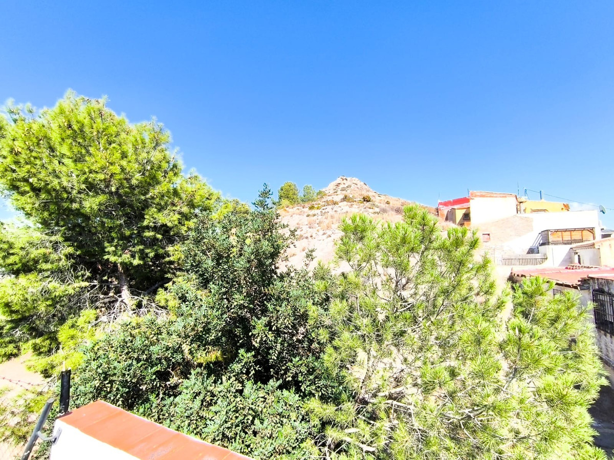 5 Bed Townhouse for sale in Sax Costa Blanca, Alicante, Spain