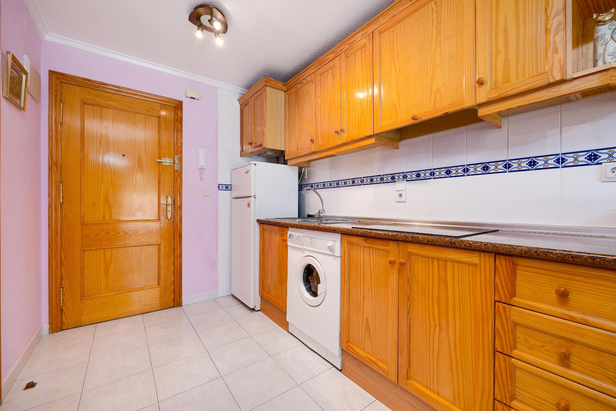 Se vende Apartamento Planta Media de 1 dormitorios en Costa Blanca, Alicante, España