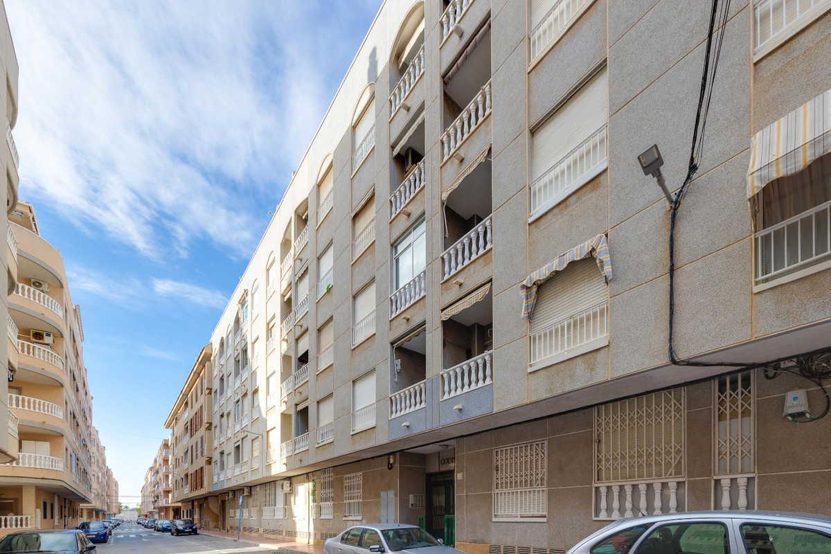 Se vende Apartamento Planta Media de 1 dormitorios en Costa Blanca, Alicante, España