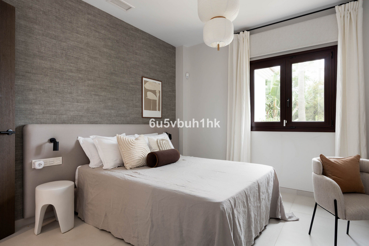 Se vende Villa - Chalet de 6 dormitorios en Costa Del Sol, Málaga, España