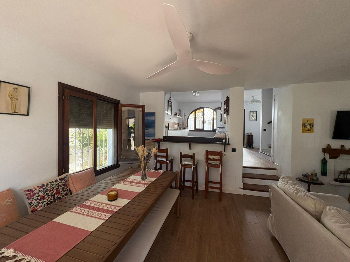 4 Bed Townhouse for sale in La Colina Costa Del Sol, Málaga, Spain