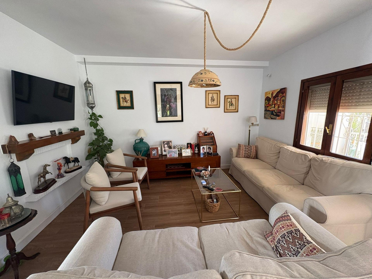 4 Bed Townhouse for sale in La Colina Costa Del Sol, Málaga, Spain