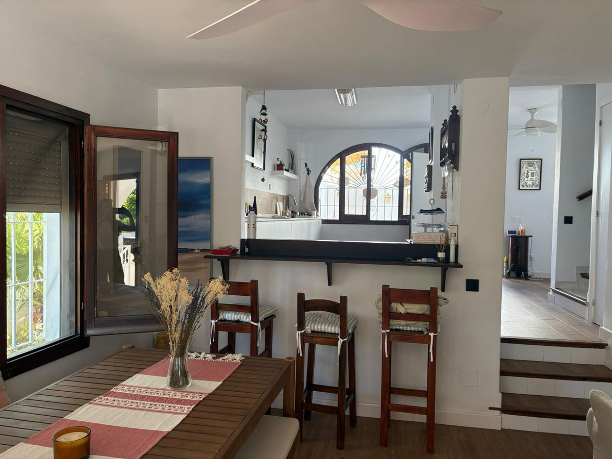4 Bed Townhouse for sale in La Colina Costa Del Sol, Málaga, Spain