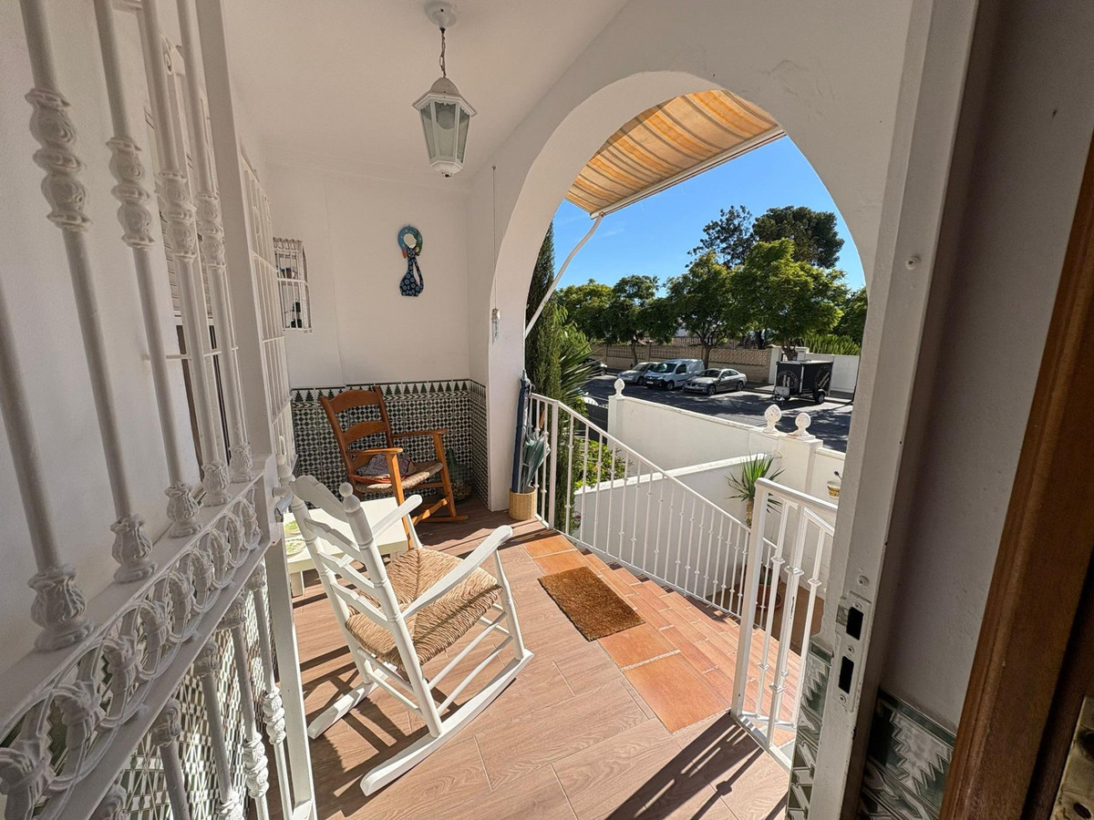 4 Bed Townhouse for sale in La Colina Costa Del Sol, Málaga, Spain