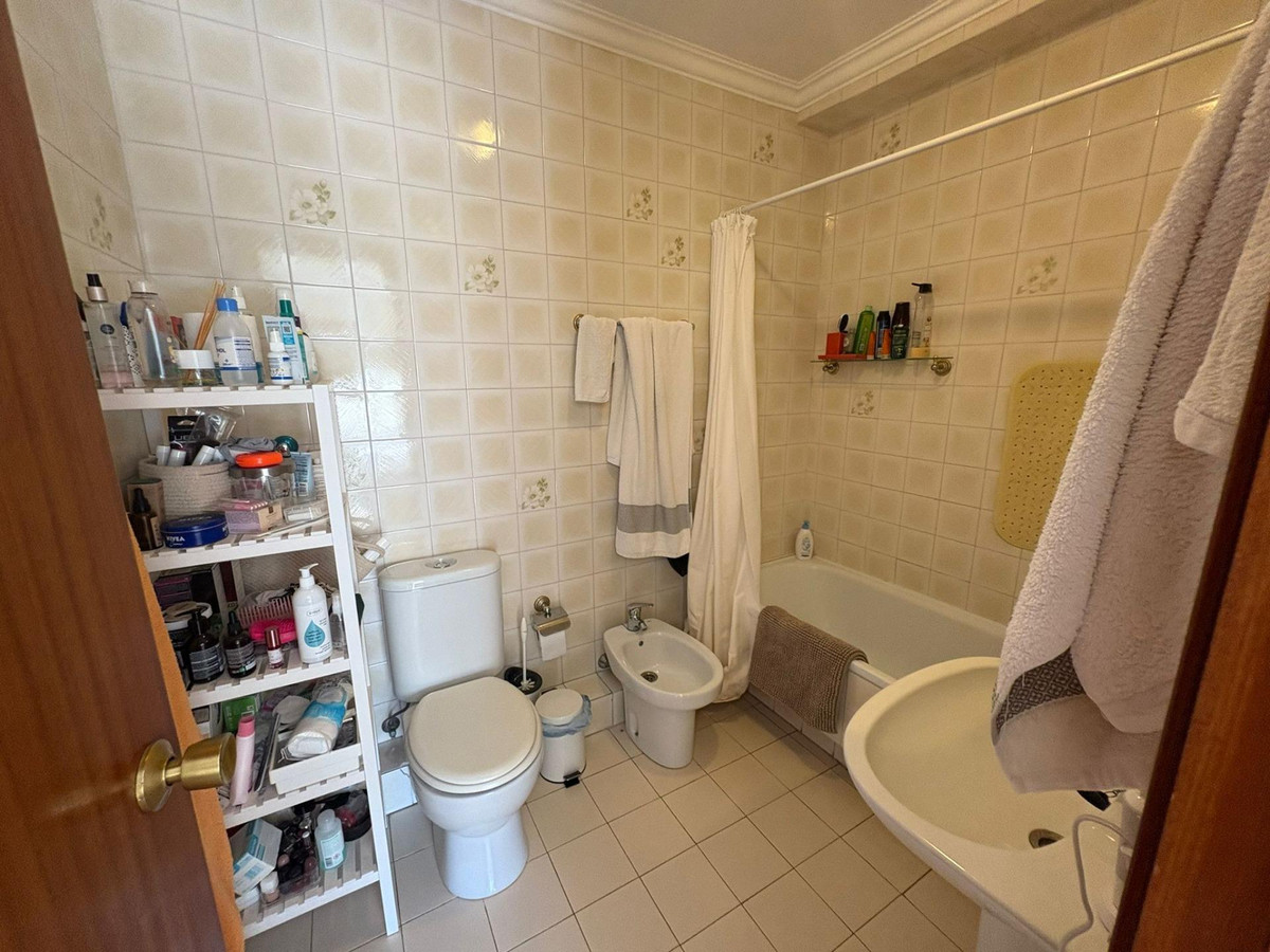 4 Bed Townhouse for sale in La Colina Costa Del Sol, Málaga, Spain