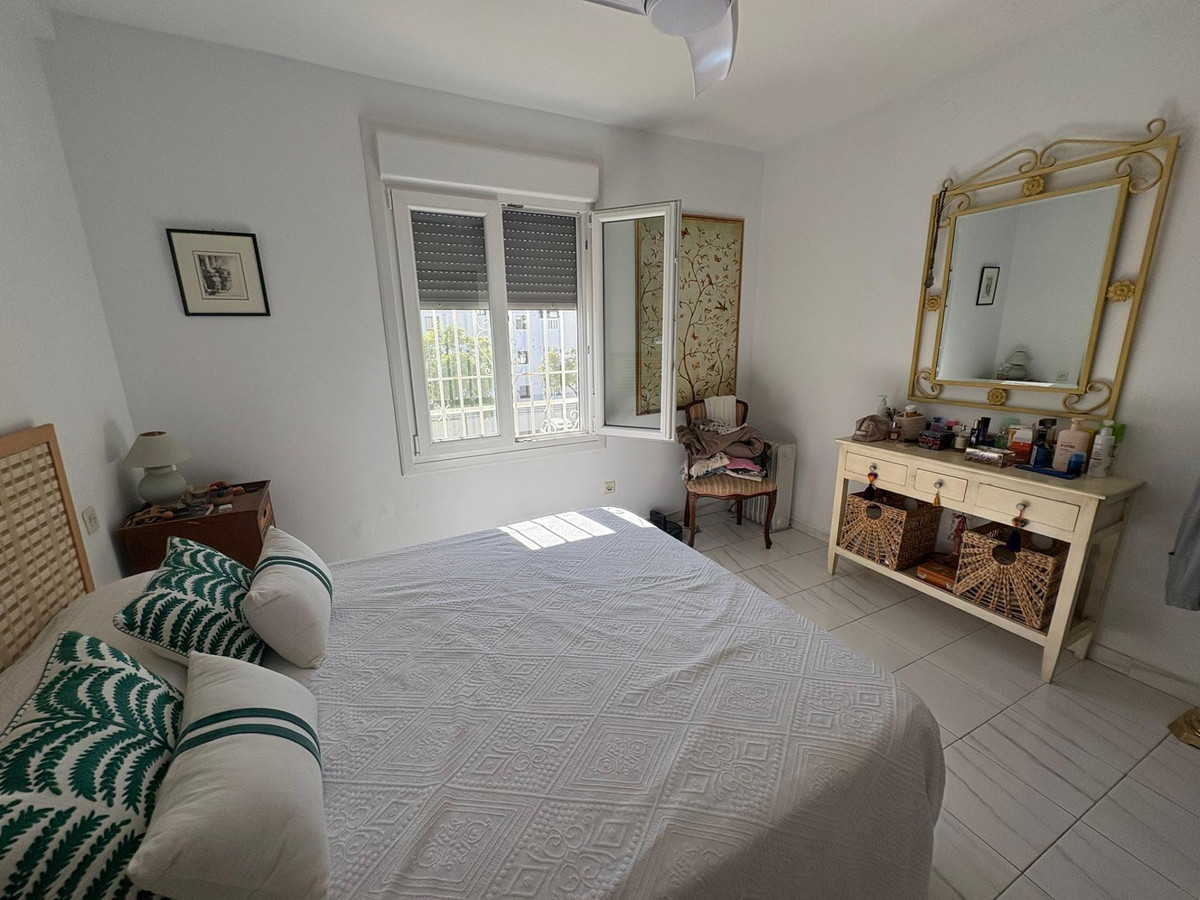 4 Bed Townhouse for sale in La Colina Costa Del Sol, Málaga, Spain