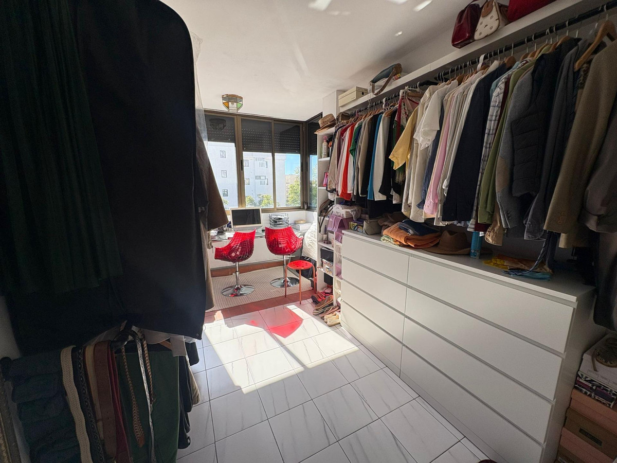 4 Bed Townhouse for sale in La Colina Costa Del Sol, Málaga, Spain