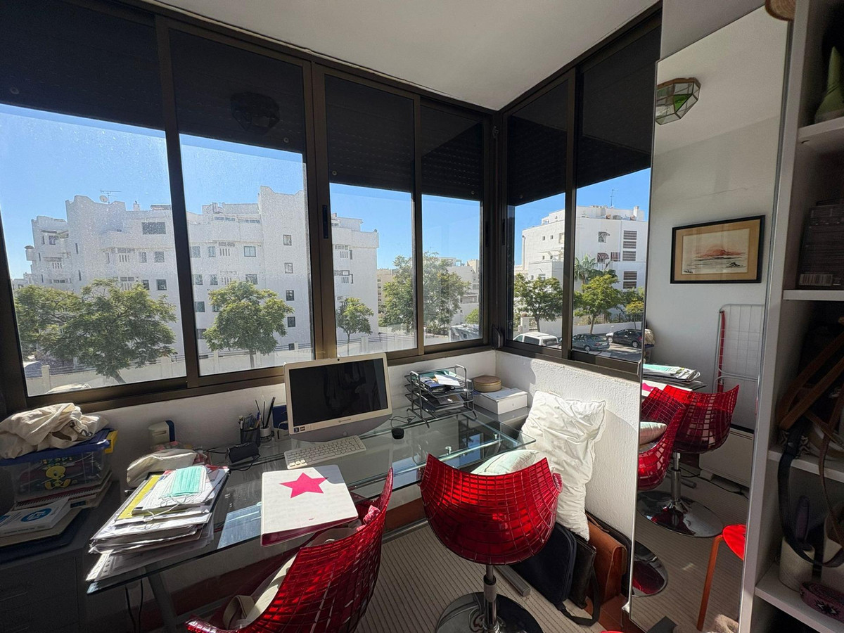 4 Bed Townhouse for sale in La Colina Costa Del Sol, Málaga, Spain