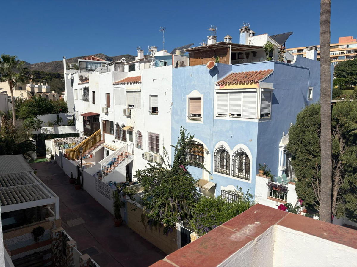 4 Bed Townhouse for sale in La Colina Costa Del Sol, Málaga, Spain