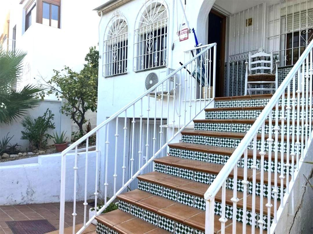 4 Bed Townhouse for sale in La Colina Costa Del Sol, Málaga, Spain