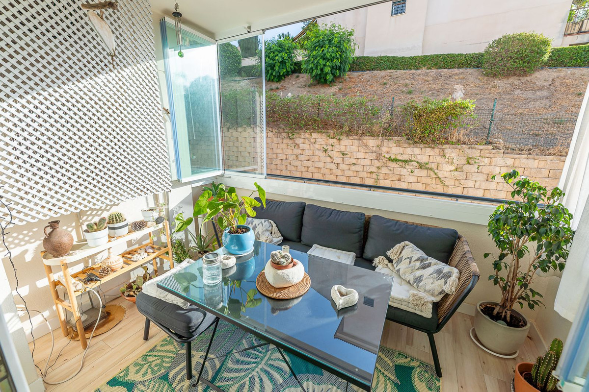 Se vende Apartamento Planta Media de 3 dormitorios en Costa Del Sol, Málaga, España