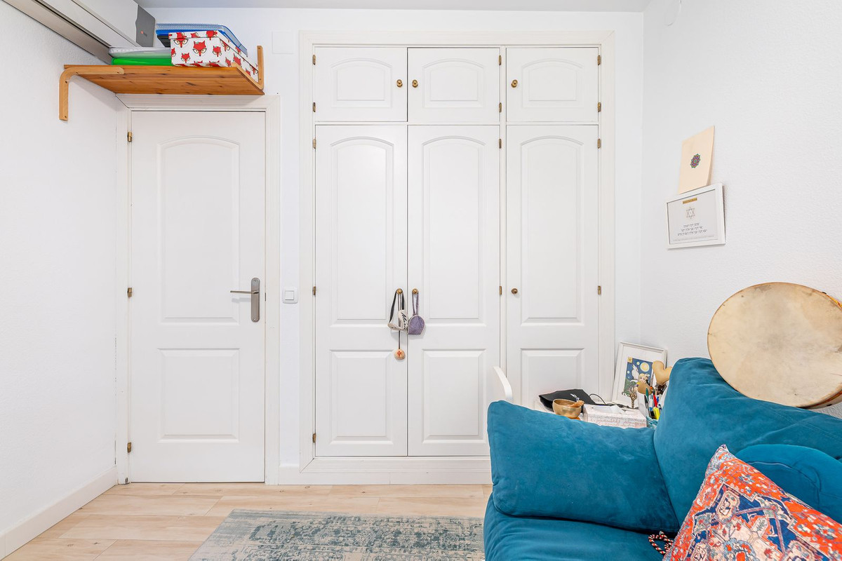 Se vende Apartamento Planta Media de 3 dormitorios en Costa Del Sol, Málaga, España