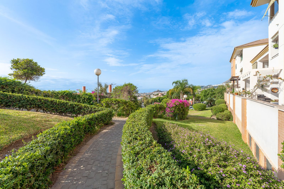 Se vende Apartamento Planta Media de 3 dormitorios en Costa Del Sol, Málaga, España
