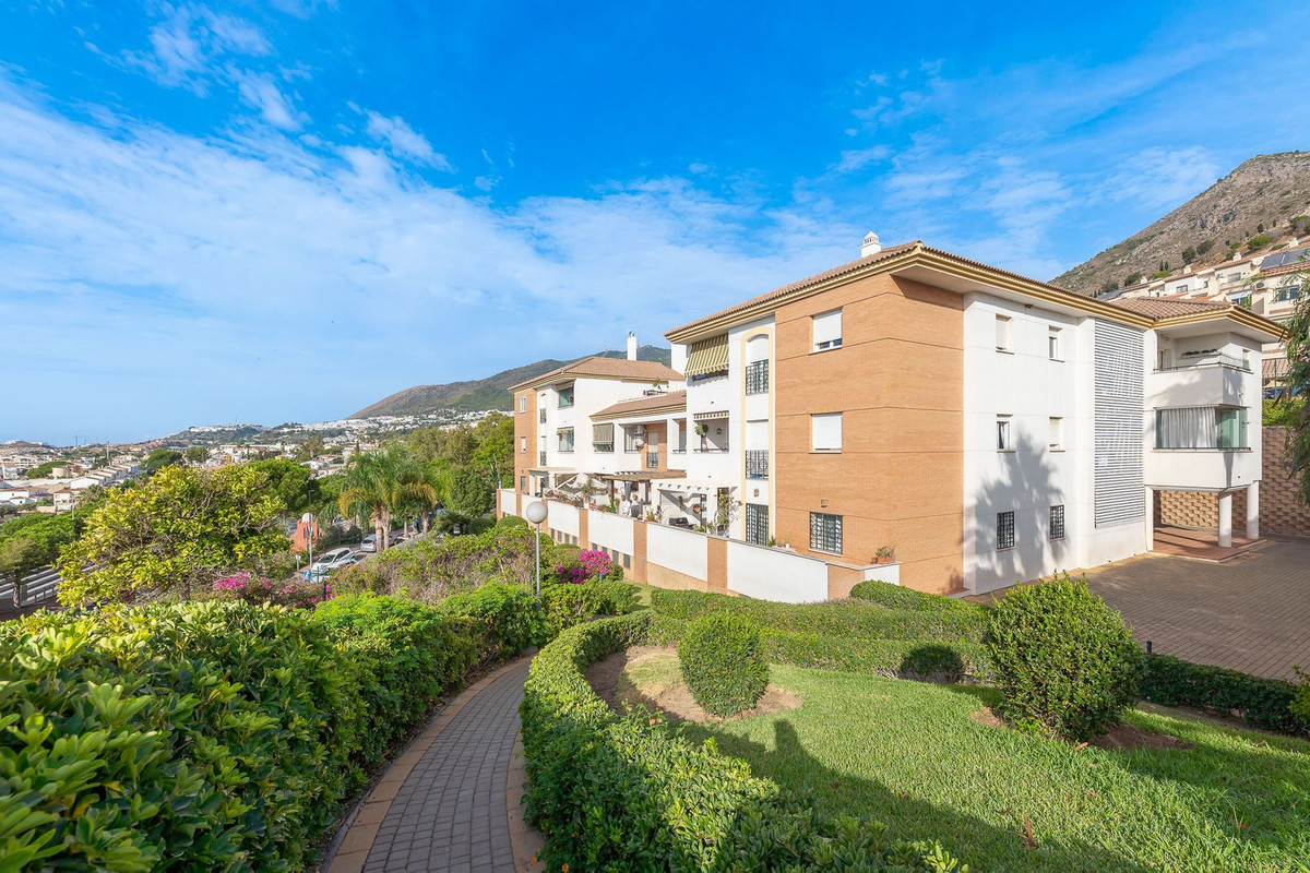 Se vende Apartamento Planta Media de 3 dormitorios en Costa Del Sol, Málaga, España